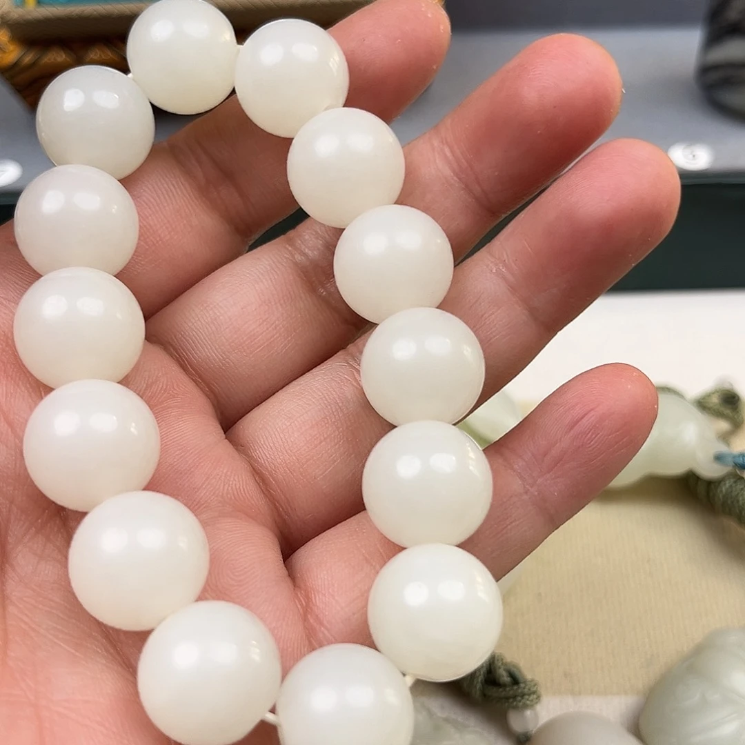 和田玉手链未镶嵌