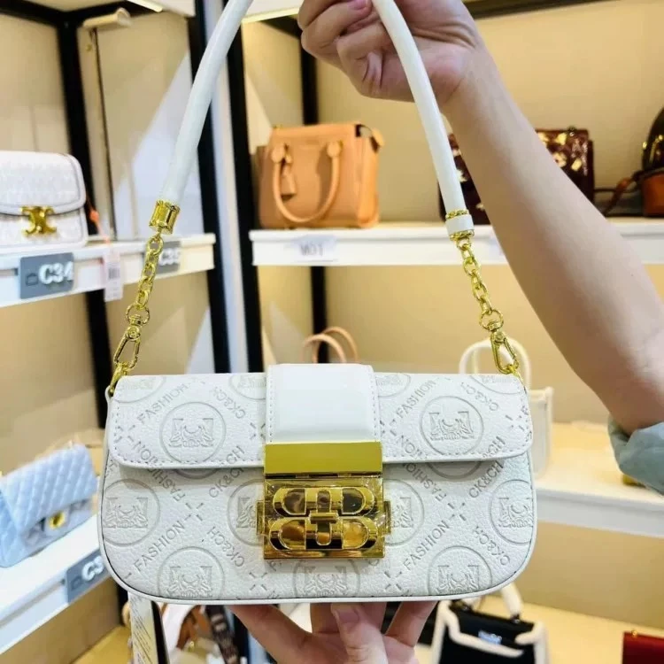 2025时尚百搭经典潮流单肩斜挎包CK-1326白色