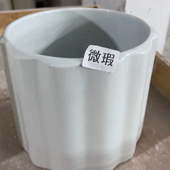 多肉绿植陶瓷花盆9.9包邮，有孔