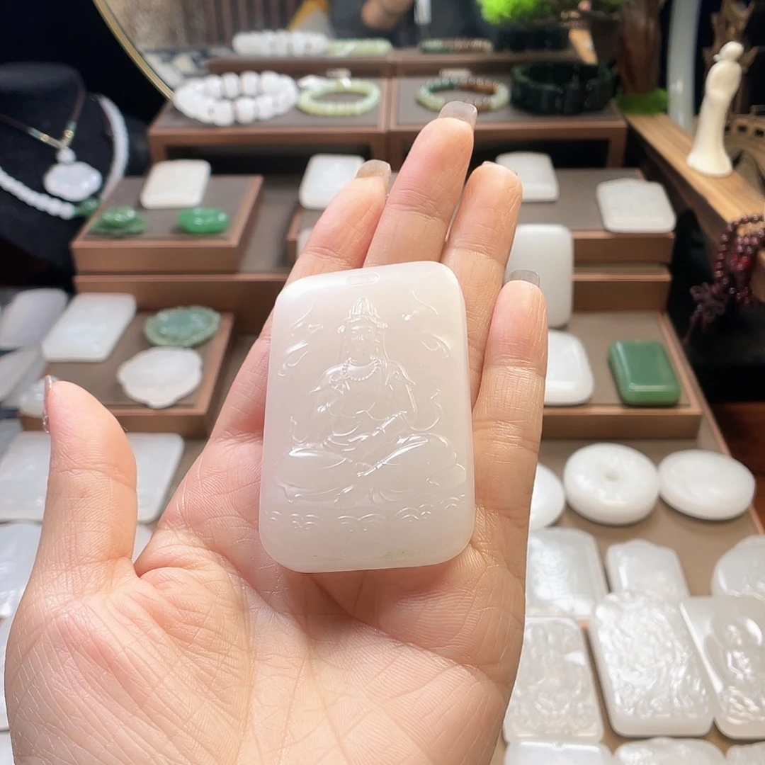 范***店石英质玉（金丝玉）未镶嵌颈饰新疆金丝玉双面雕工
