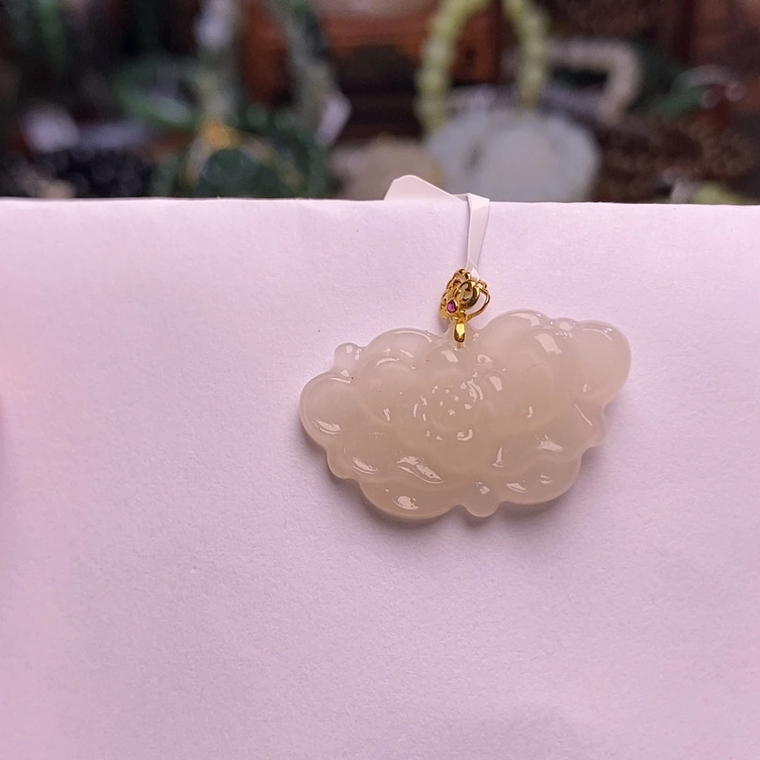 手链未镶嵌和田玉熟藕粉金银牡丹