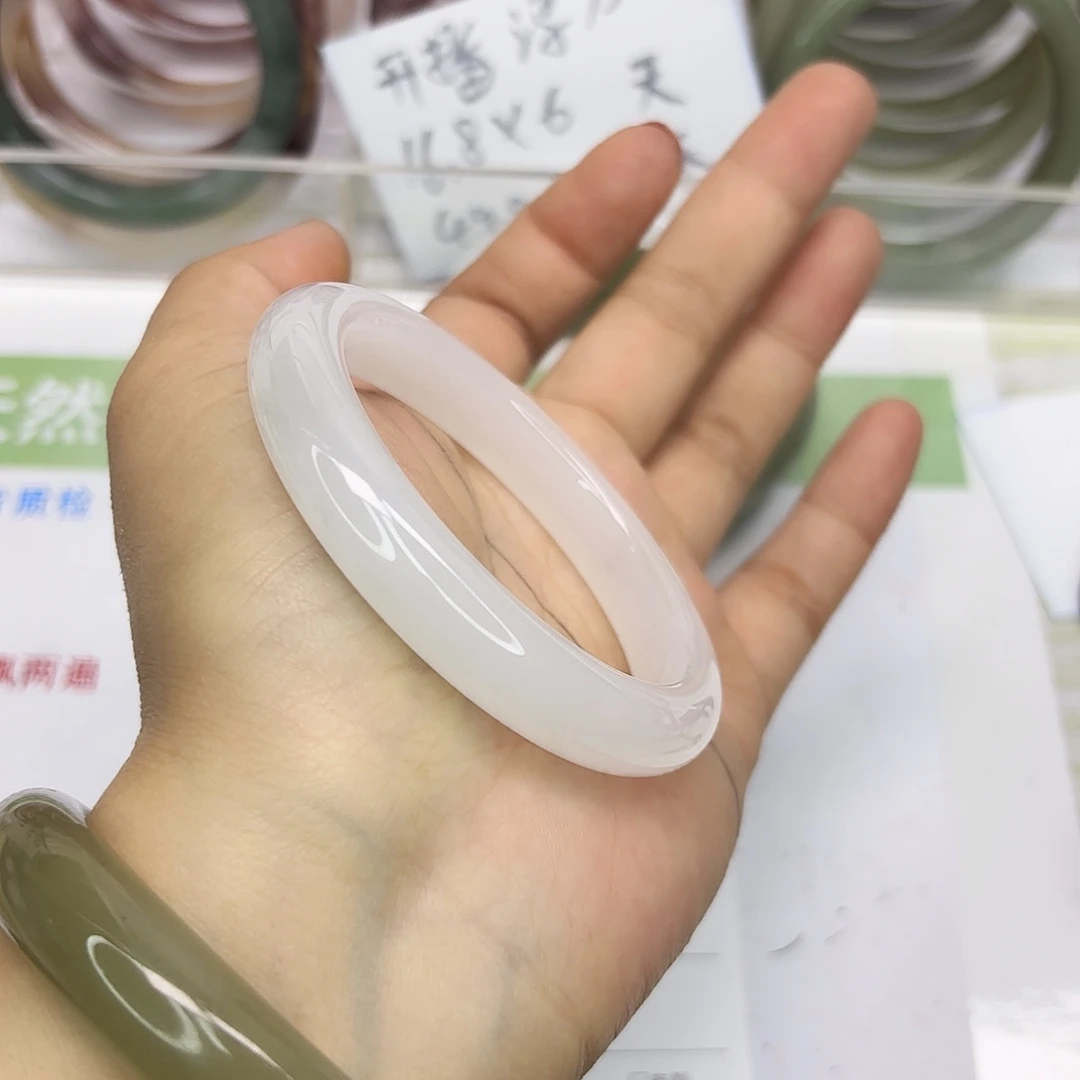 石英质玉未镶嵌手镯55/5453