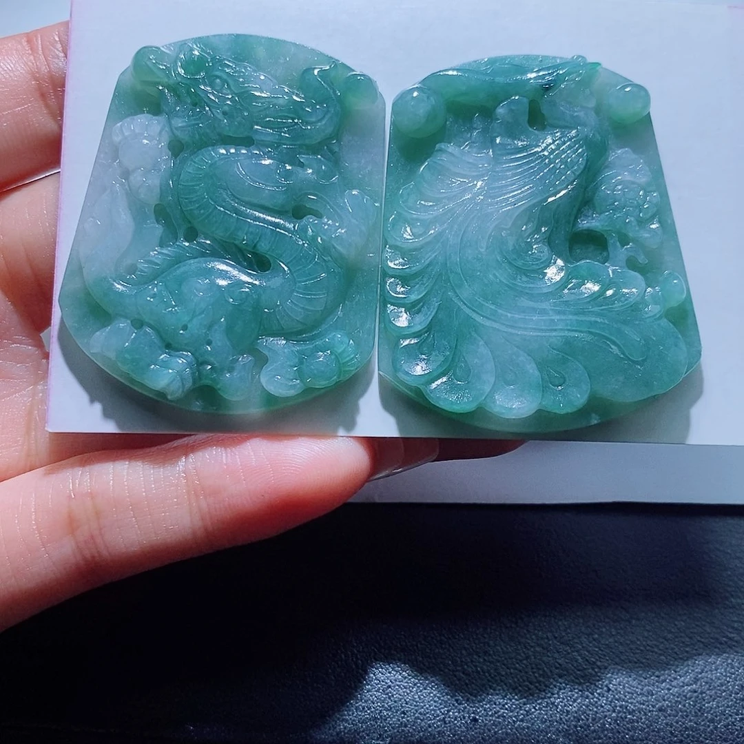 定制翡翠未镶嵌一对龙凤牌