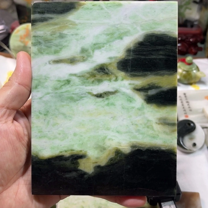 独山玉未镶嵌颈饰雅摆