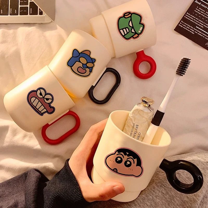漱口杯蜡笔小新卡通高颜值牙杯可爱洗漱杯家用学生宿舍一家人刷牙