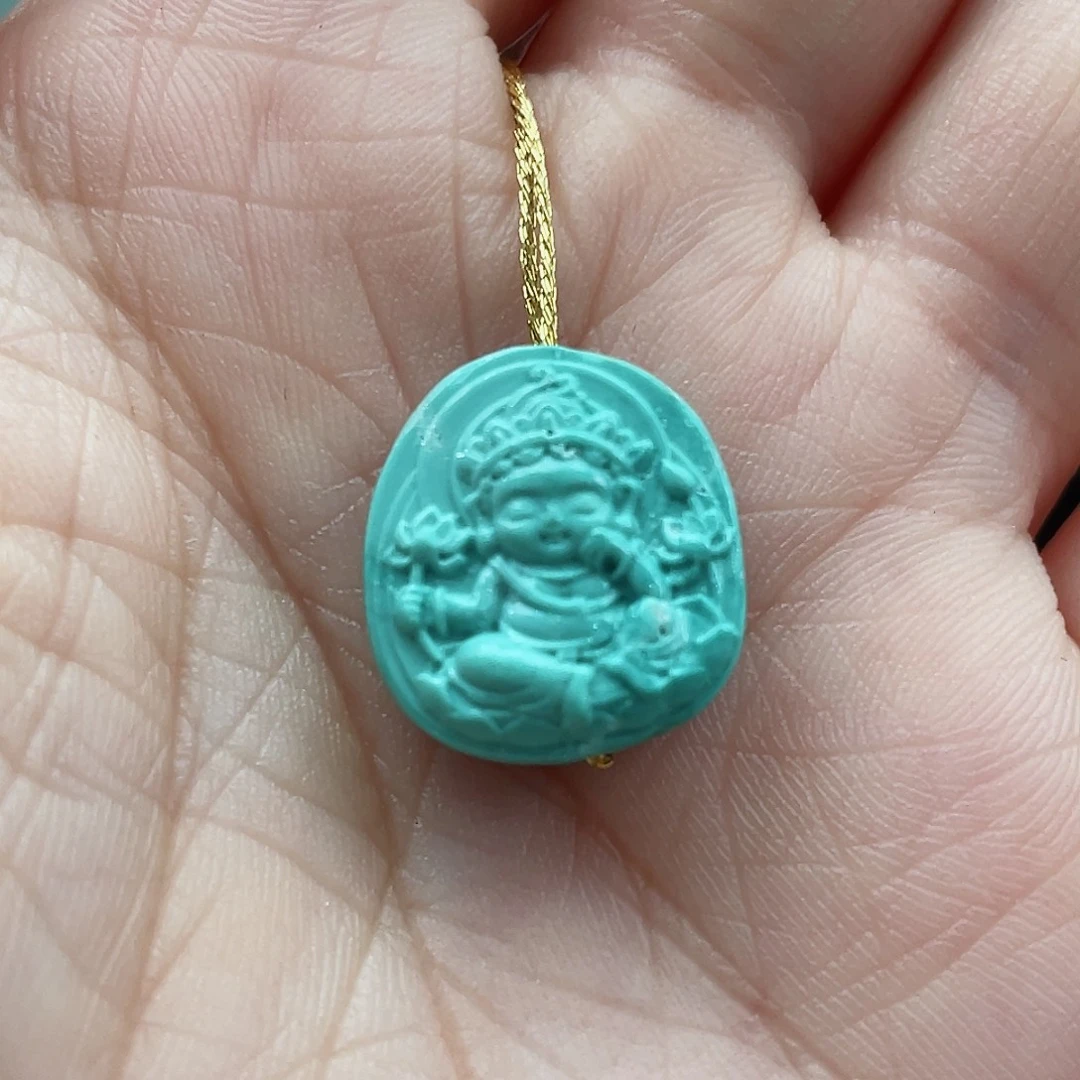 绿松石颈饰未镶嵌