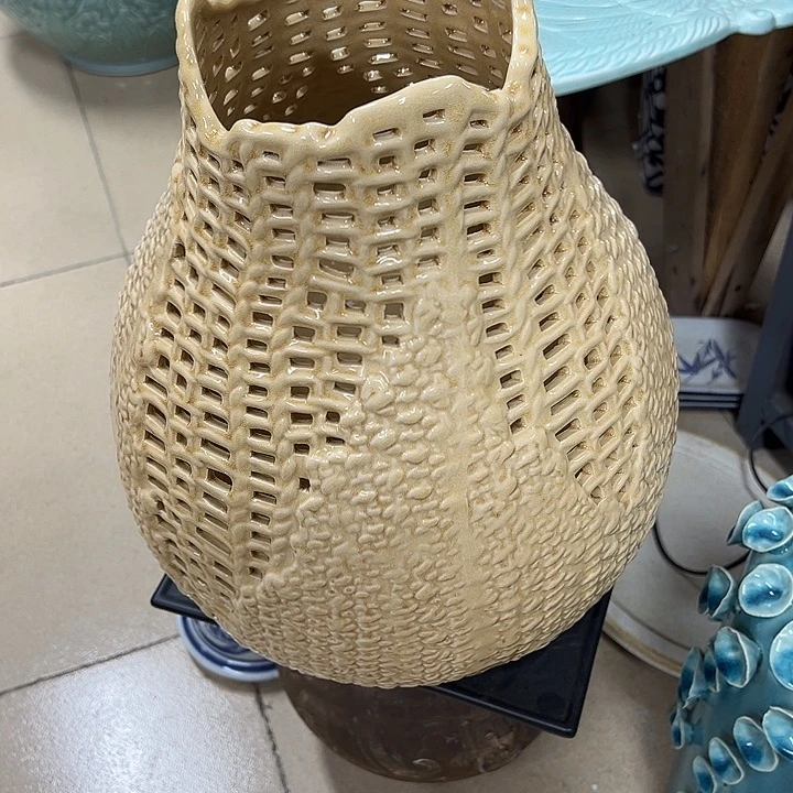 瓷片瑕疵陶瓷。。。。。。。。。。。。。