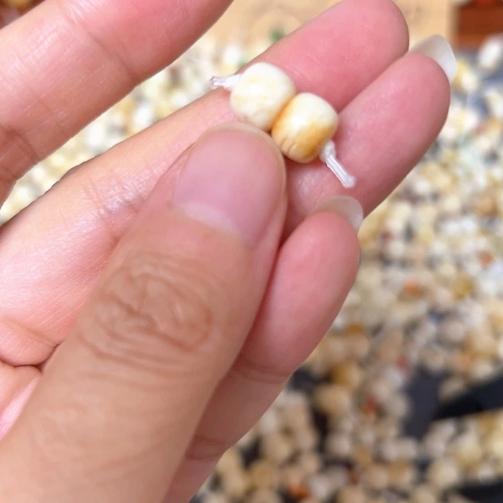 裸石蜜蜡未镶嵌8mm一对