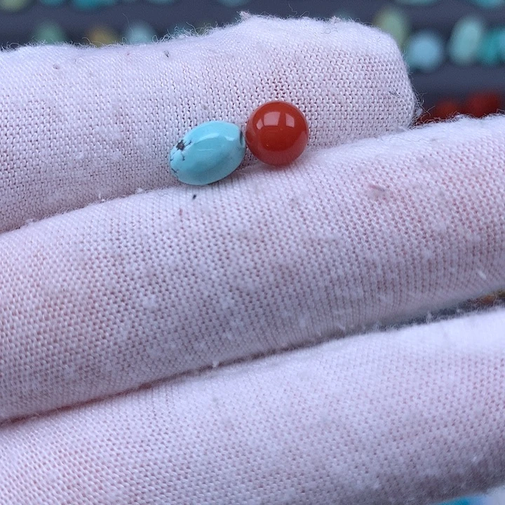 南红玛瑙未镶嵌珠宝奇石