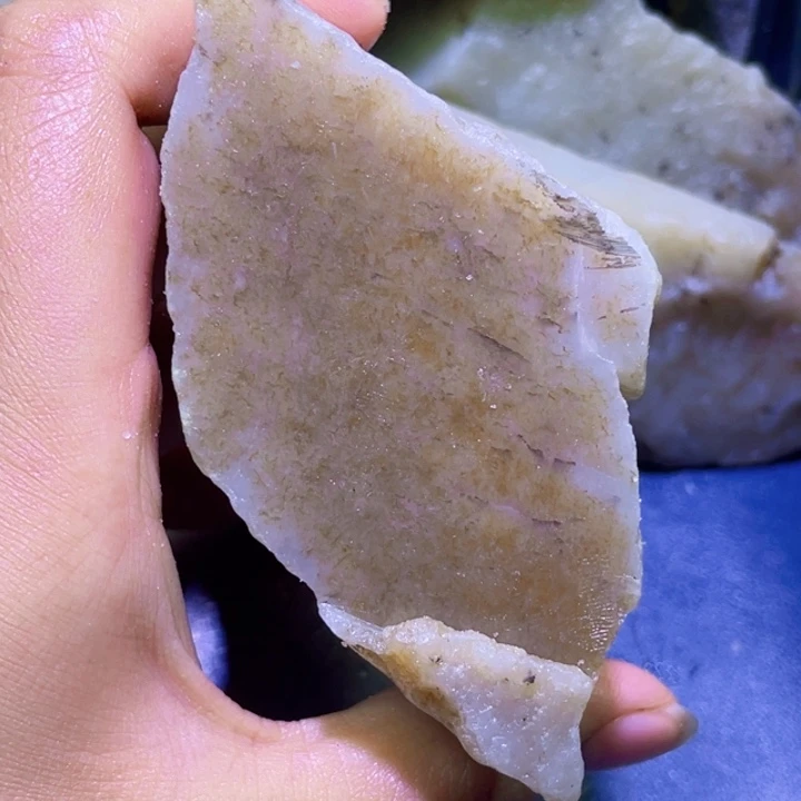 和田玉未镶嵌珠宝半成品