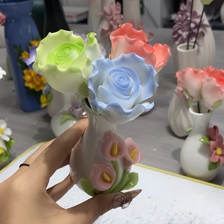 陶瓷纯手工捏花设计