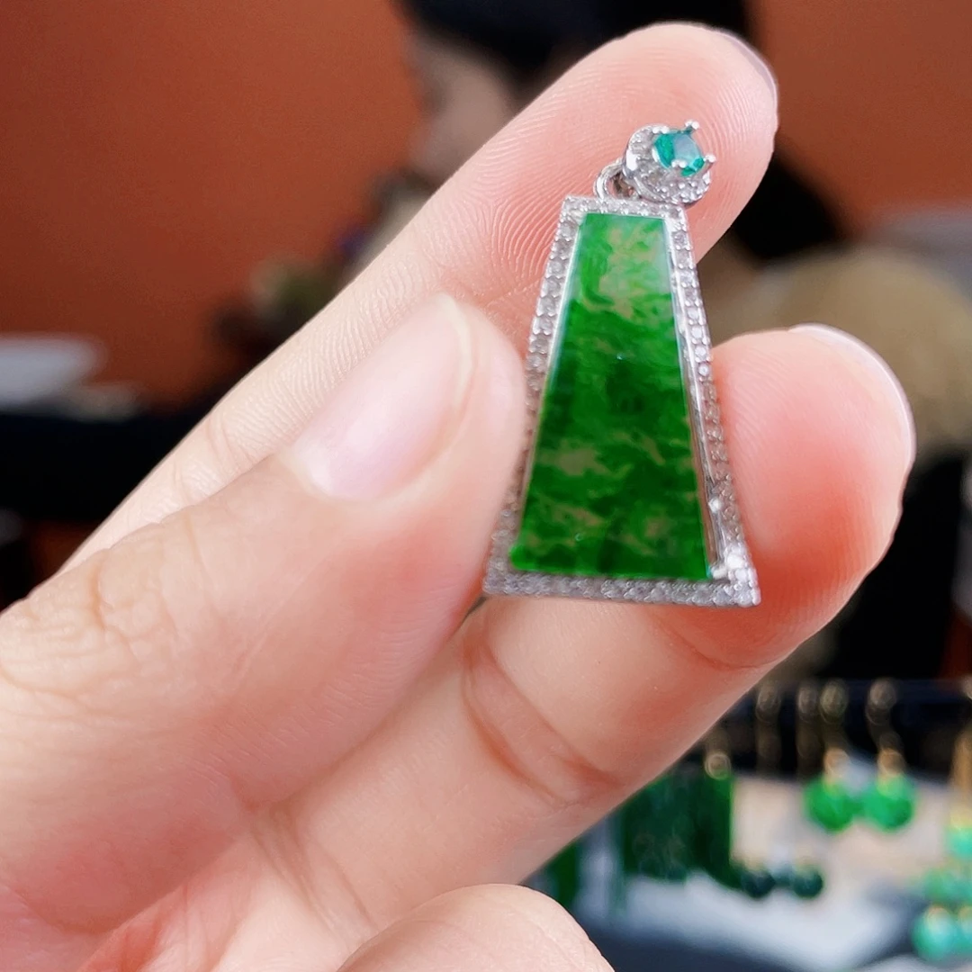 翡翠银S925镶嵌耳饰