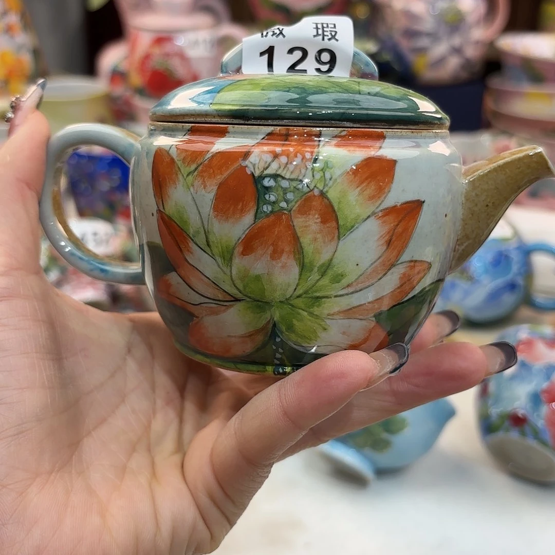 瓷片在这里我们都在寻找