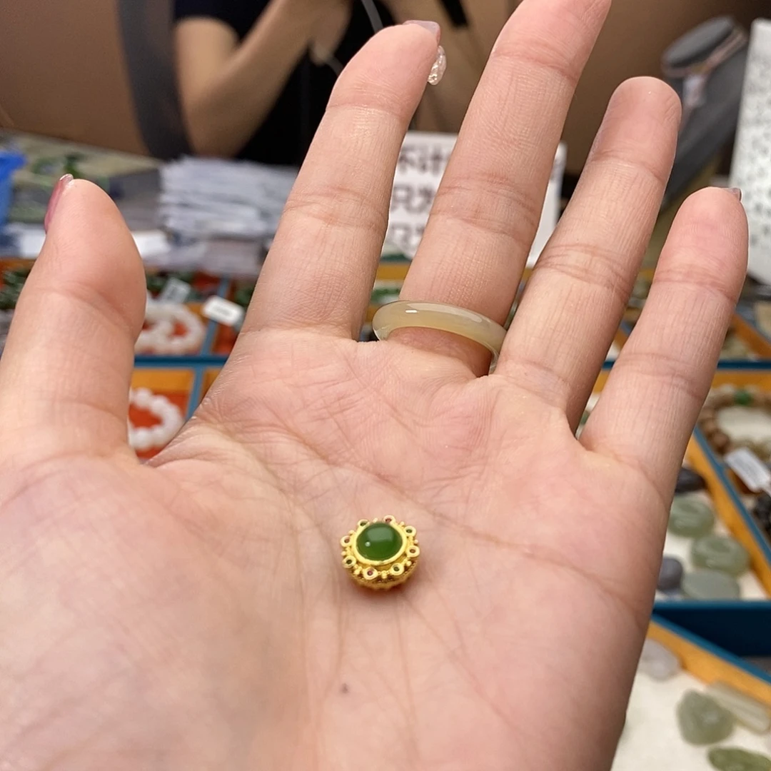 虎***椒银S925镶嵌手串和田玉A39