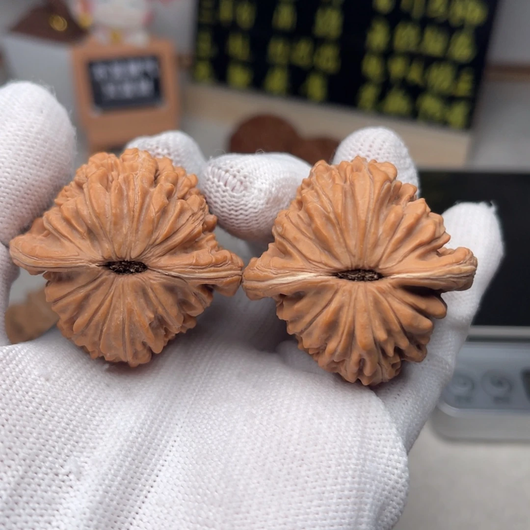 把件文玩核桃山地楼