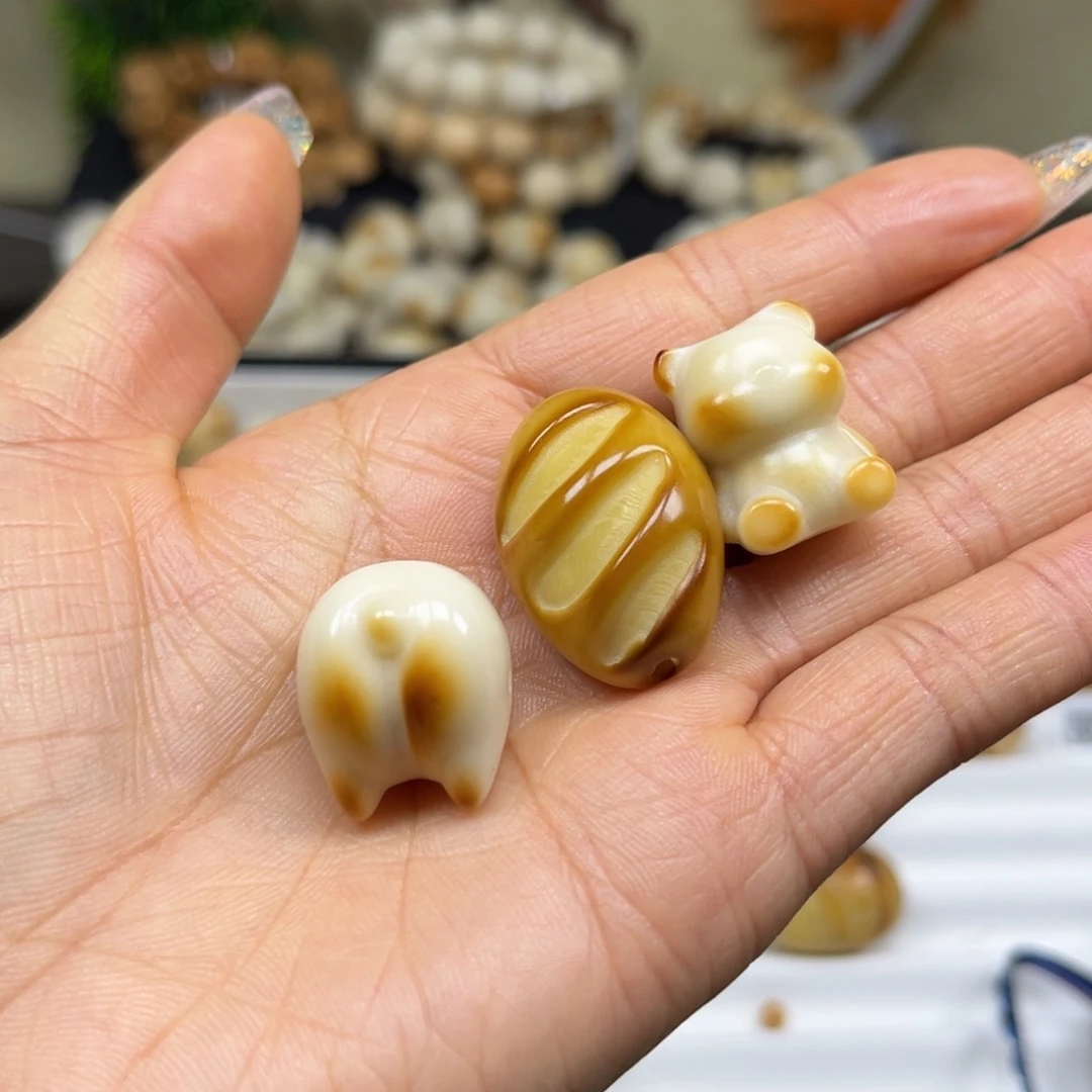 菩提根/象牙果吊坠2.12:38