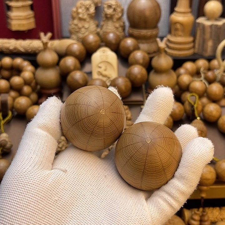 魔***为木质非金属九道木手球一对