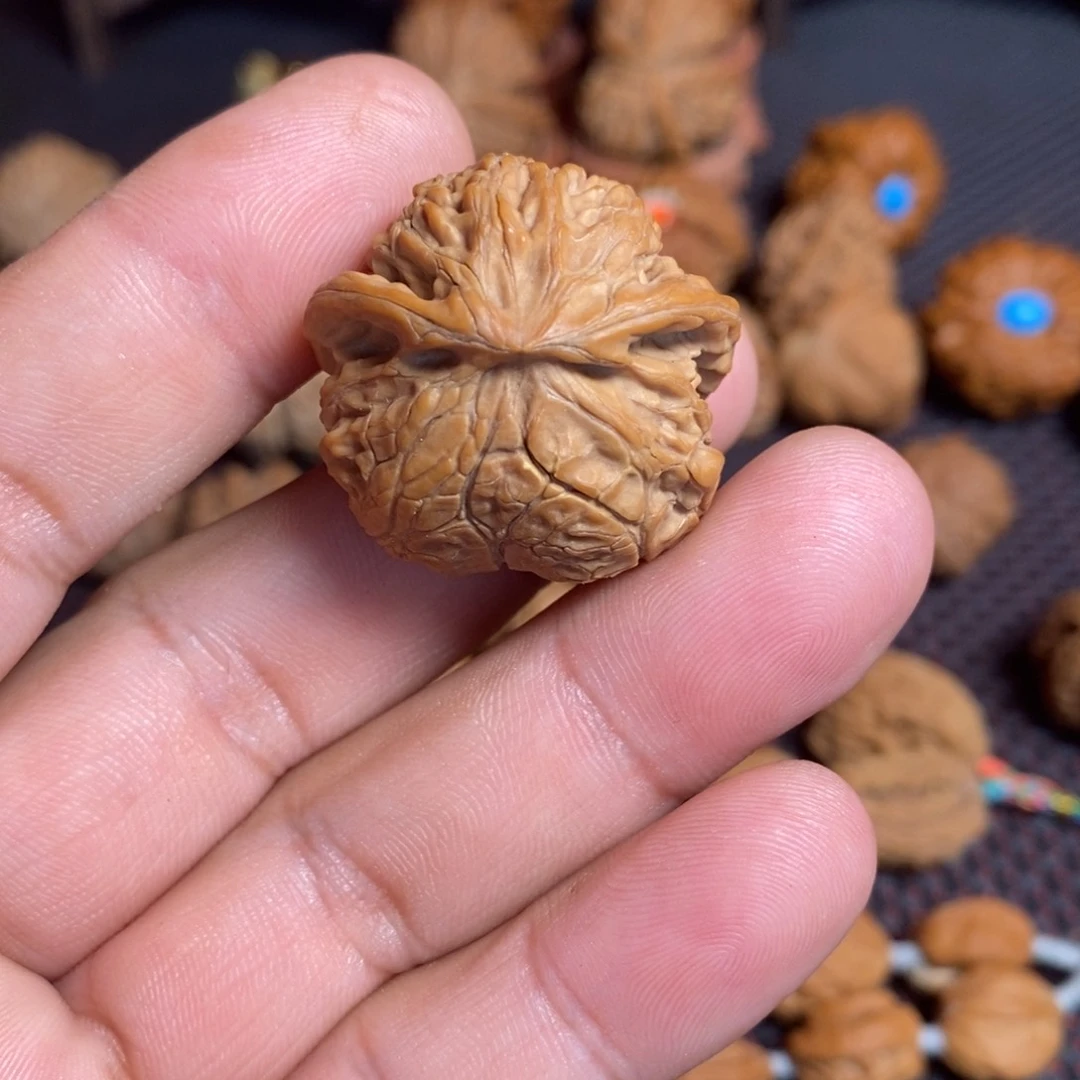 文玩核桃把件酸**条文玩