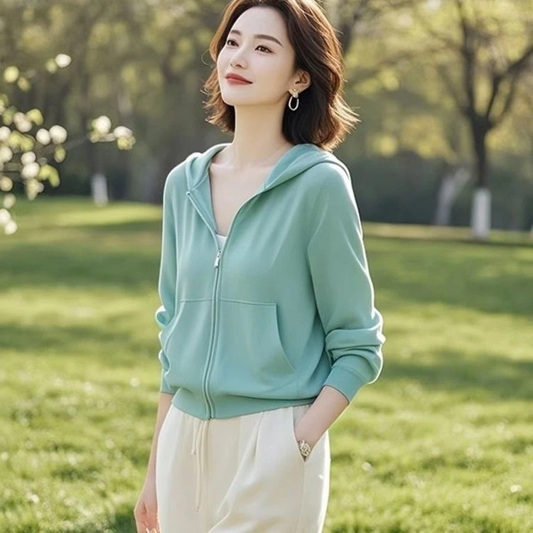 2025年开春新款超好看独特漂亮薄荷绿色连帽拉链卫衣外套女早春季