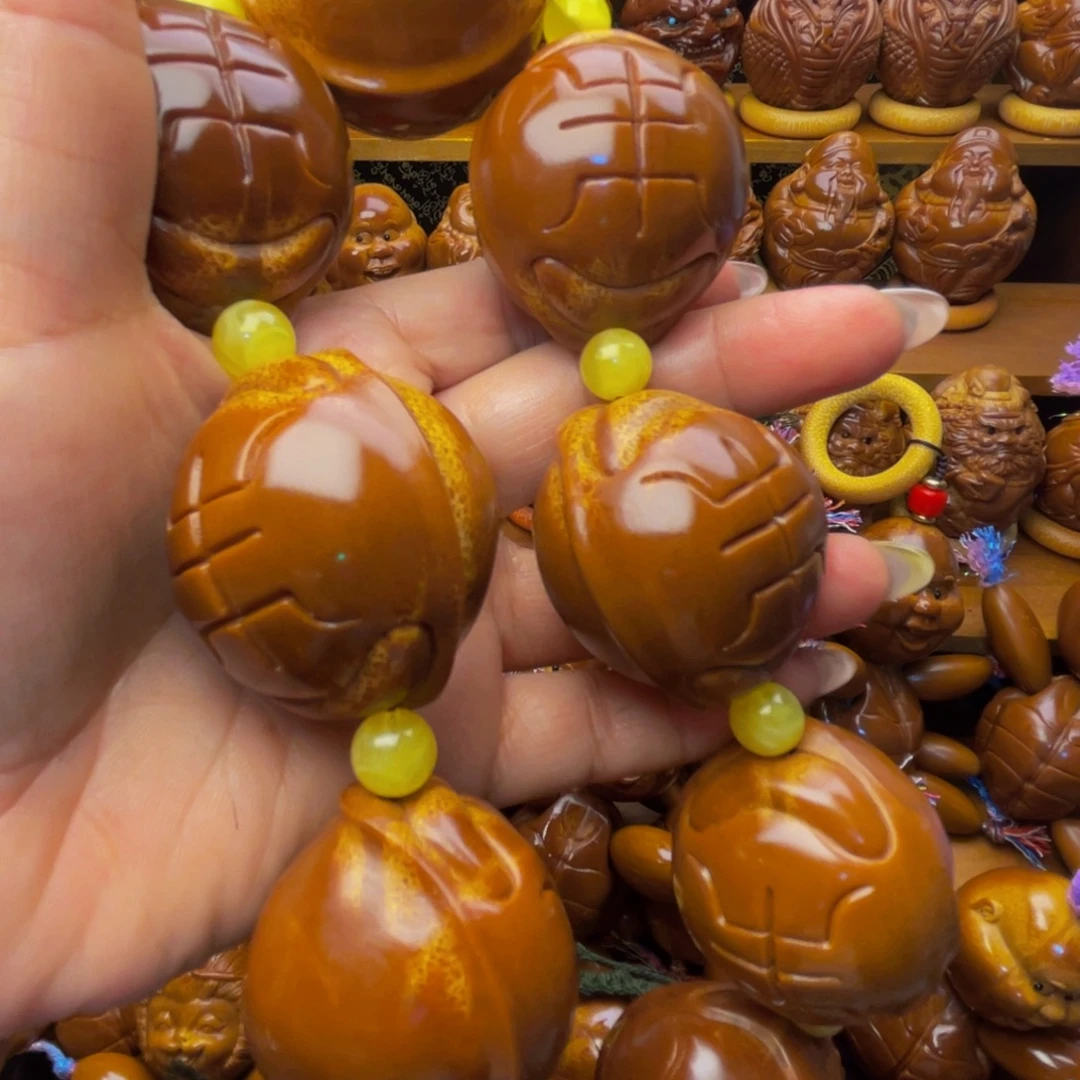 山***～吊坠橄榄核大富甲手持