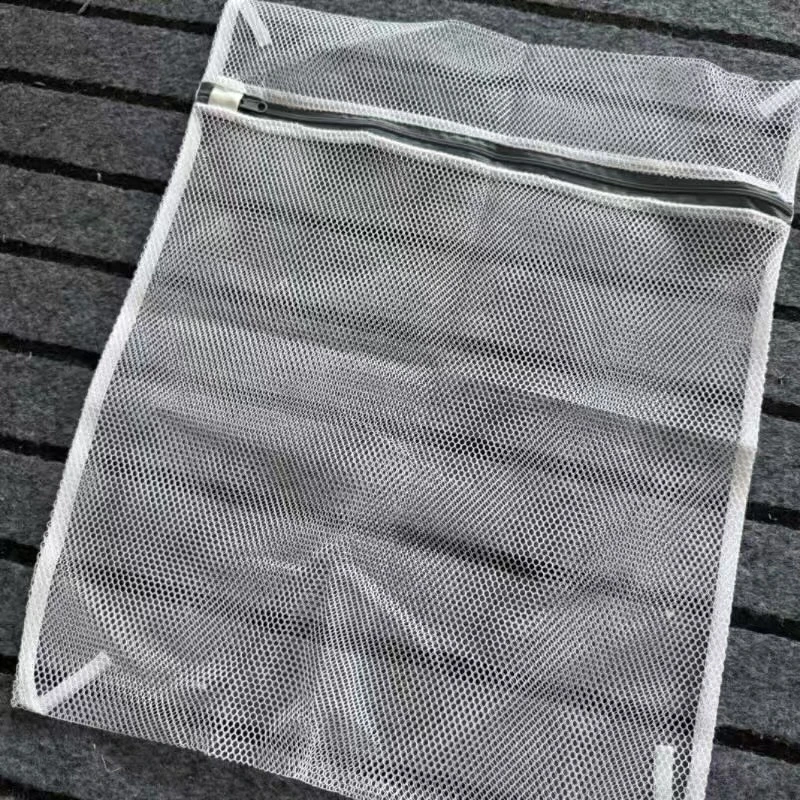 大号洗衣袋一个