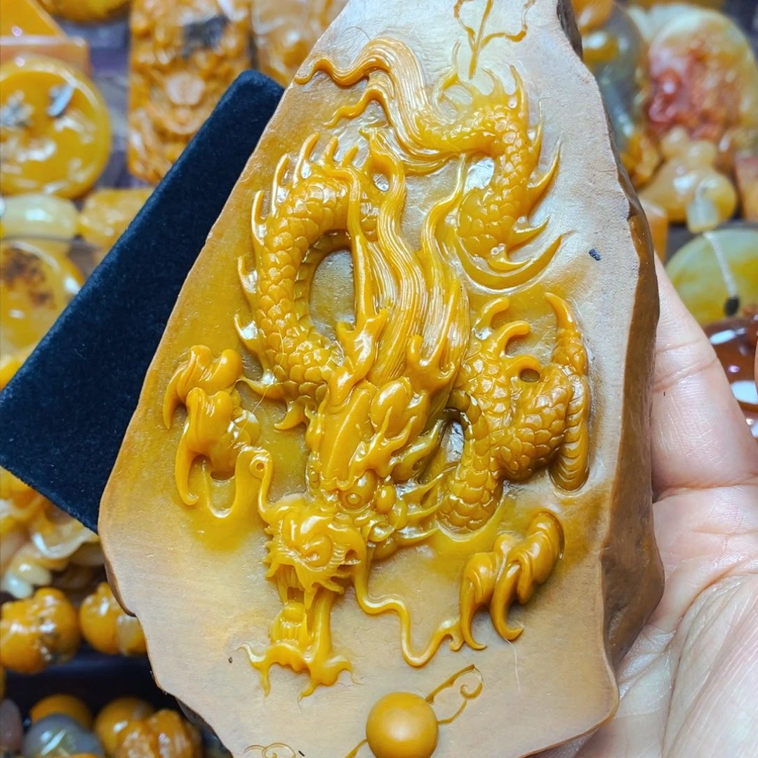 颈饰未镶嵌石英岩玉