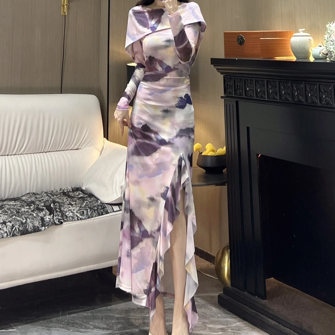 轻奢气质女人味连帽一字领长袖青砖黛紫显瘦修身百搭开叉连衣裙