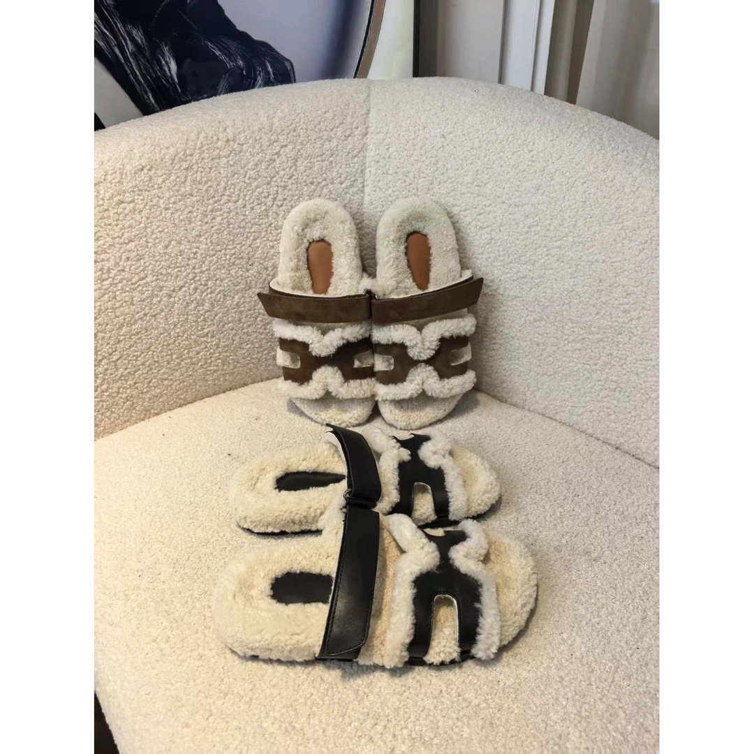 老王甄时尚选 冬季新款 时尚百搭平底居家女士羊毛拖鞋