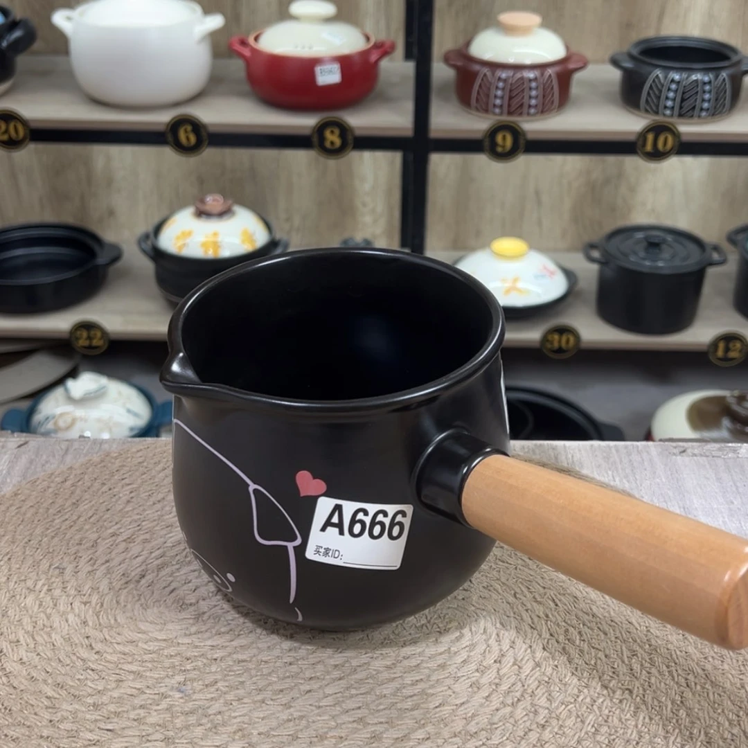 【闪购商品】1.5升砂锅微瑕疵666