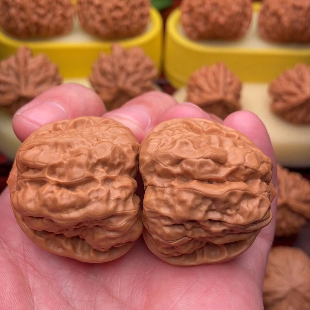 文玩核桃把件精品水晶肌肉蛙39