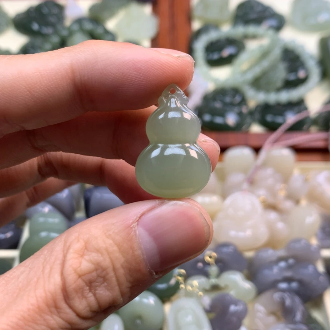 【闪购商品】和田玉颈饰未镶嵌栗*?