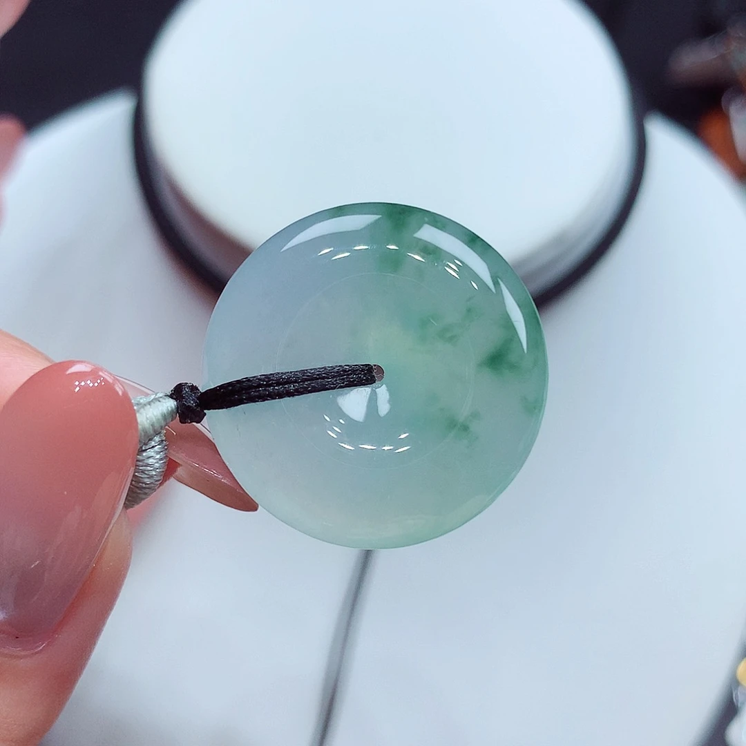 翡翠未镶嵌颈饰翡翠33，24.1/5.8