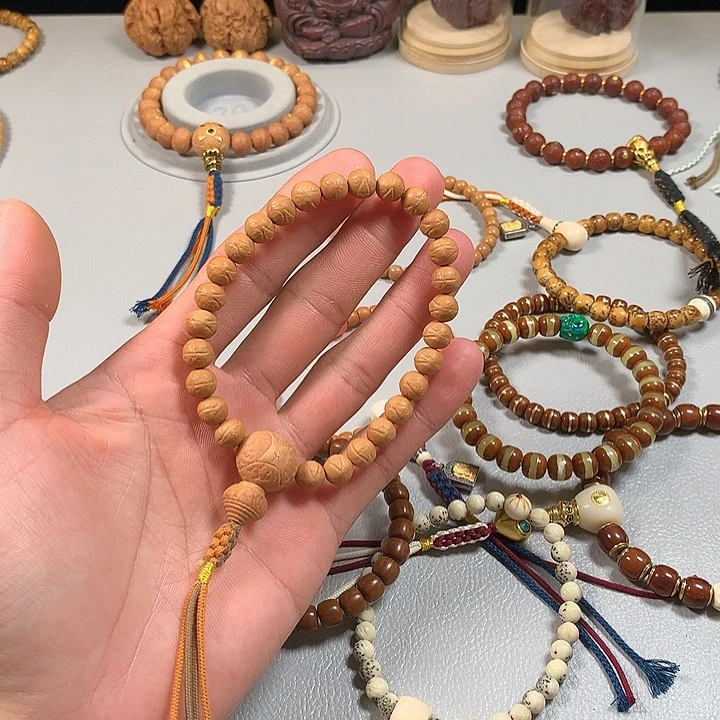 吊坠猴头核桃。。。。。。。。。