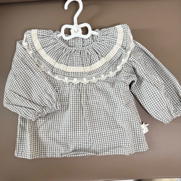 芒果｜2025新款黑白格蕾丝花边领上衣衬衫