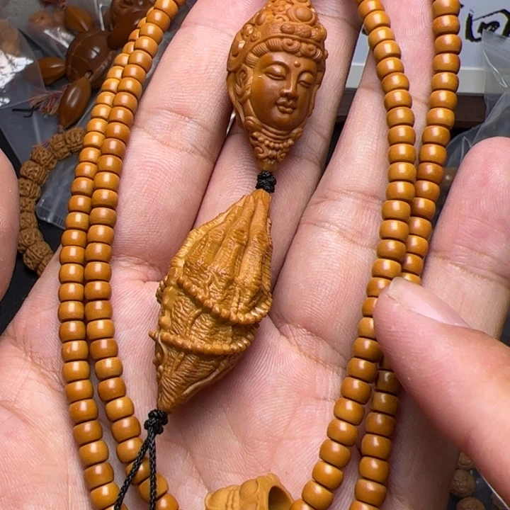 猴头核桃吊坠啦啦啦