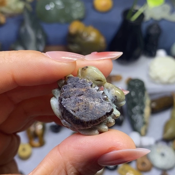 岫岩河磨玉（透闪石质玉）未镶嵌挂件