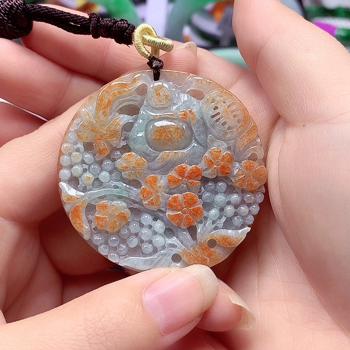 翡翠未镶嵌颈饰翡翠