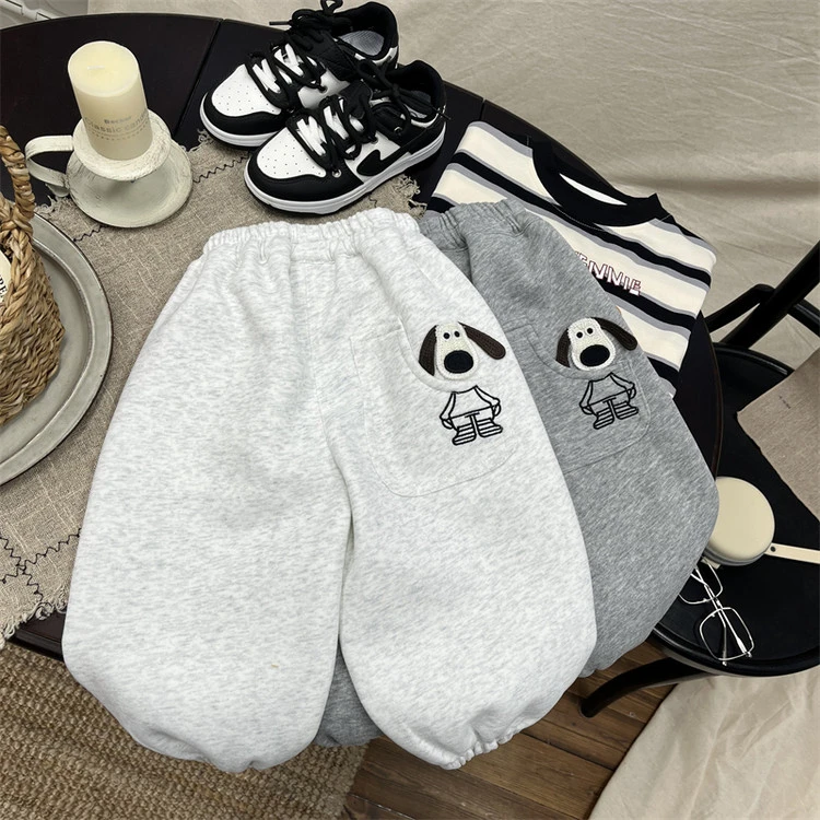 儿童刺绣裤子新款2025爆款秋季男女童薄款束脚裤卡通洋气休闲裤