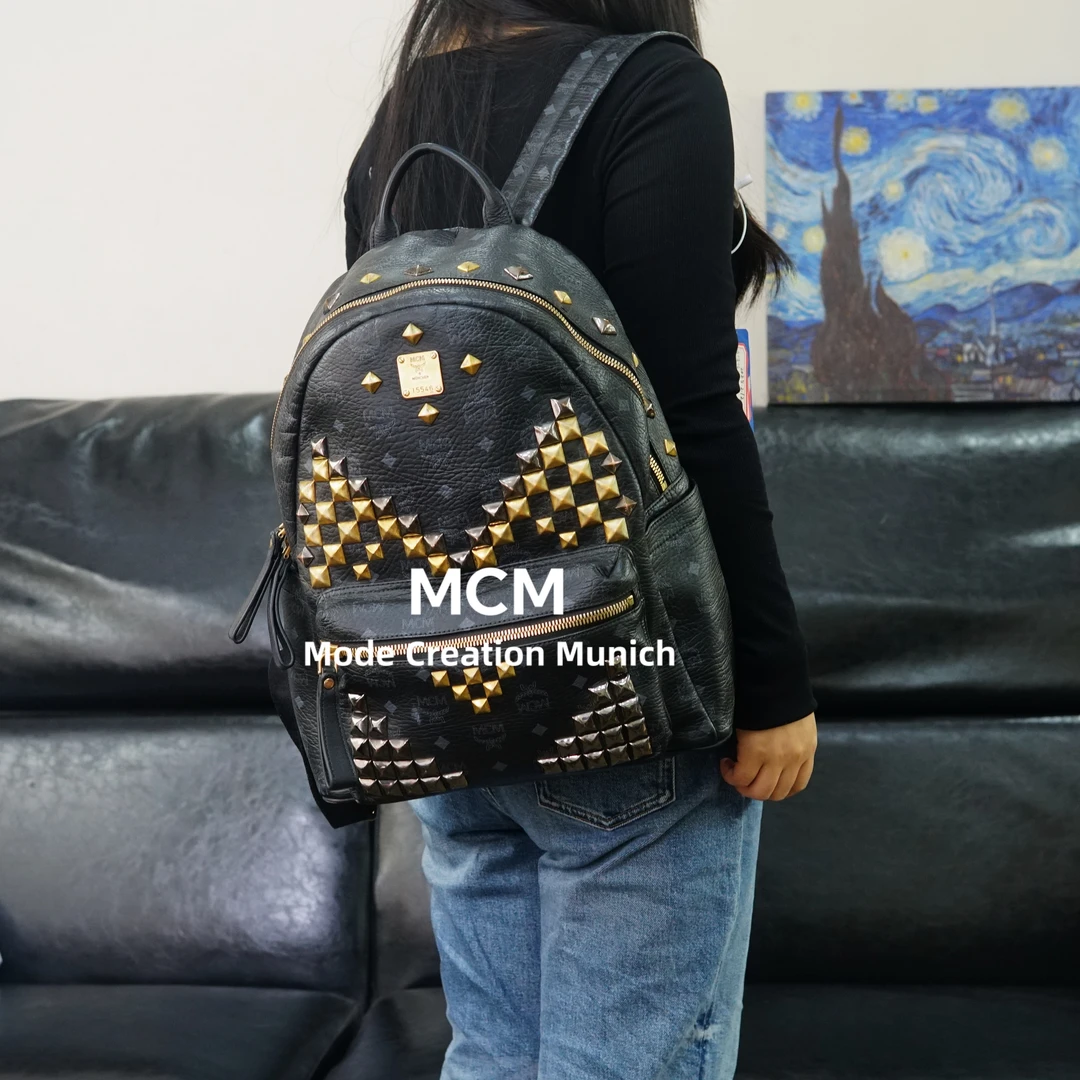 95新 MCM 黑色双肩包/NE02712021/2021