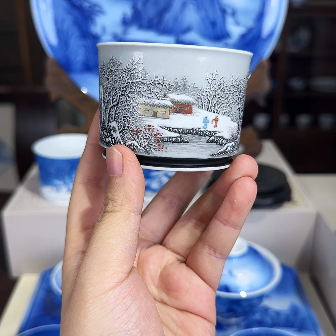 粉彩雪景山水杯杯