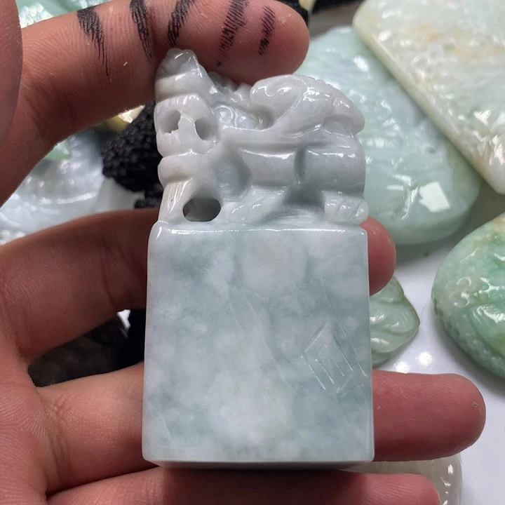 颈饰未镶嵌翡翠保真天然a货翡翠