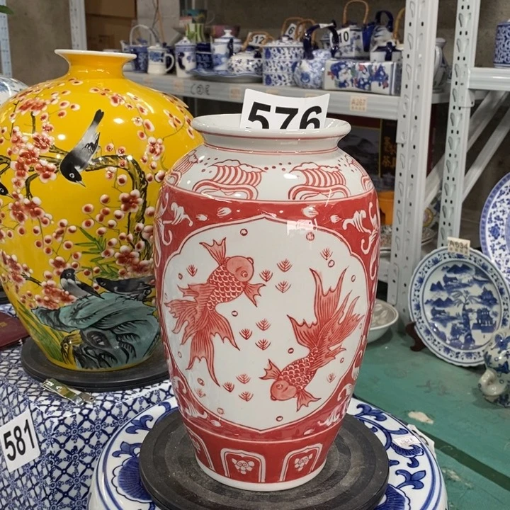 摆件手绘陶瓷彩绘萝卜花瓶