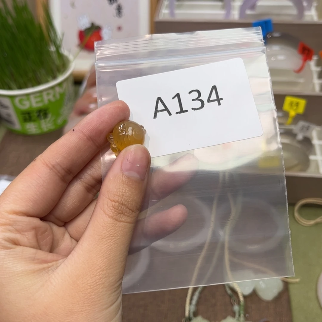 玛瑙/玉髓颈饰未镶嵌?****?