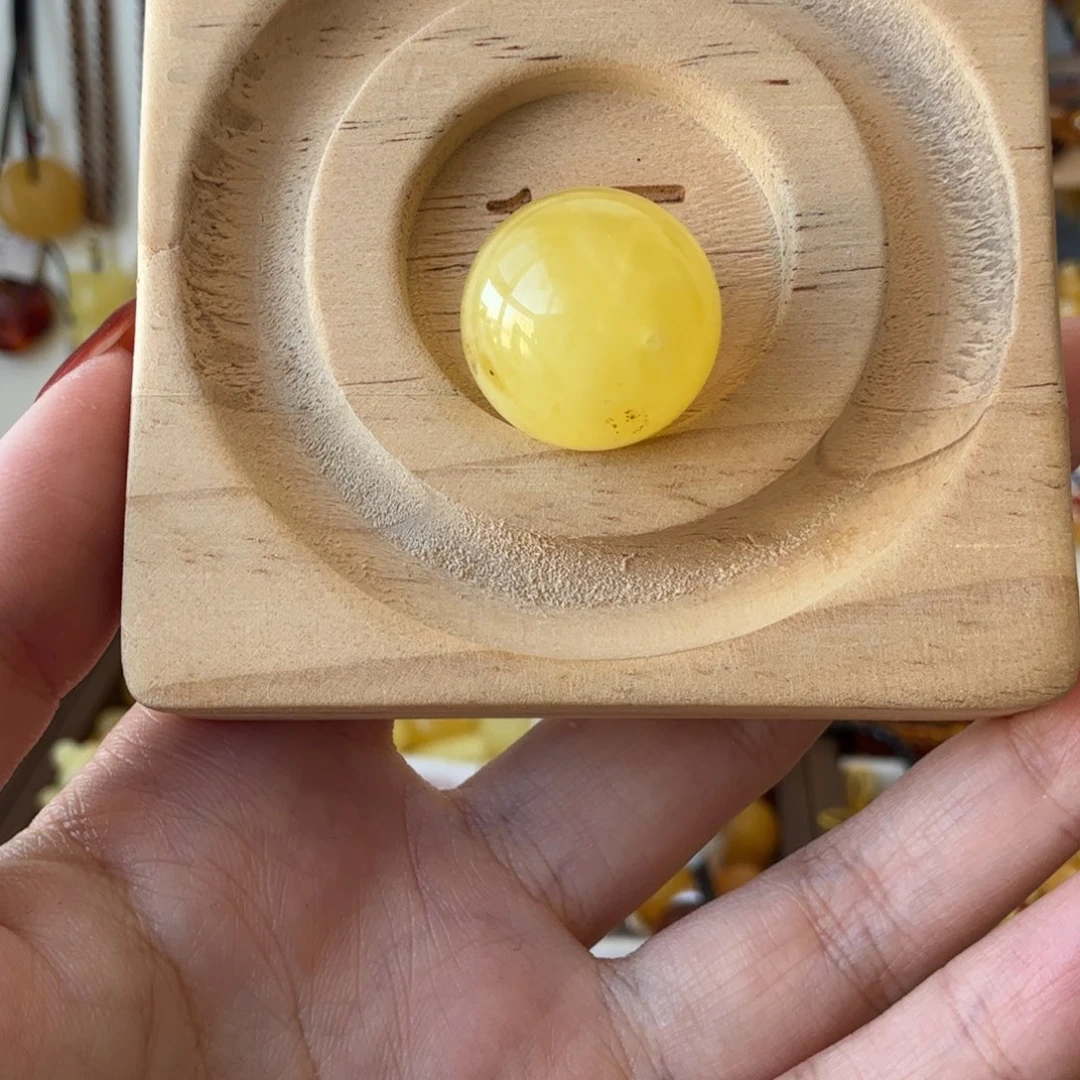 娇****树脂铁合金单珠子
