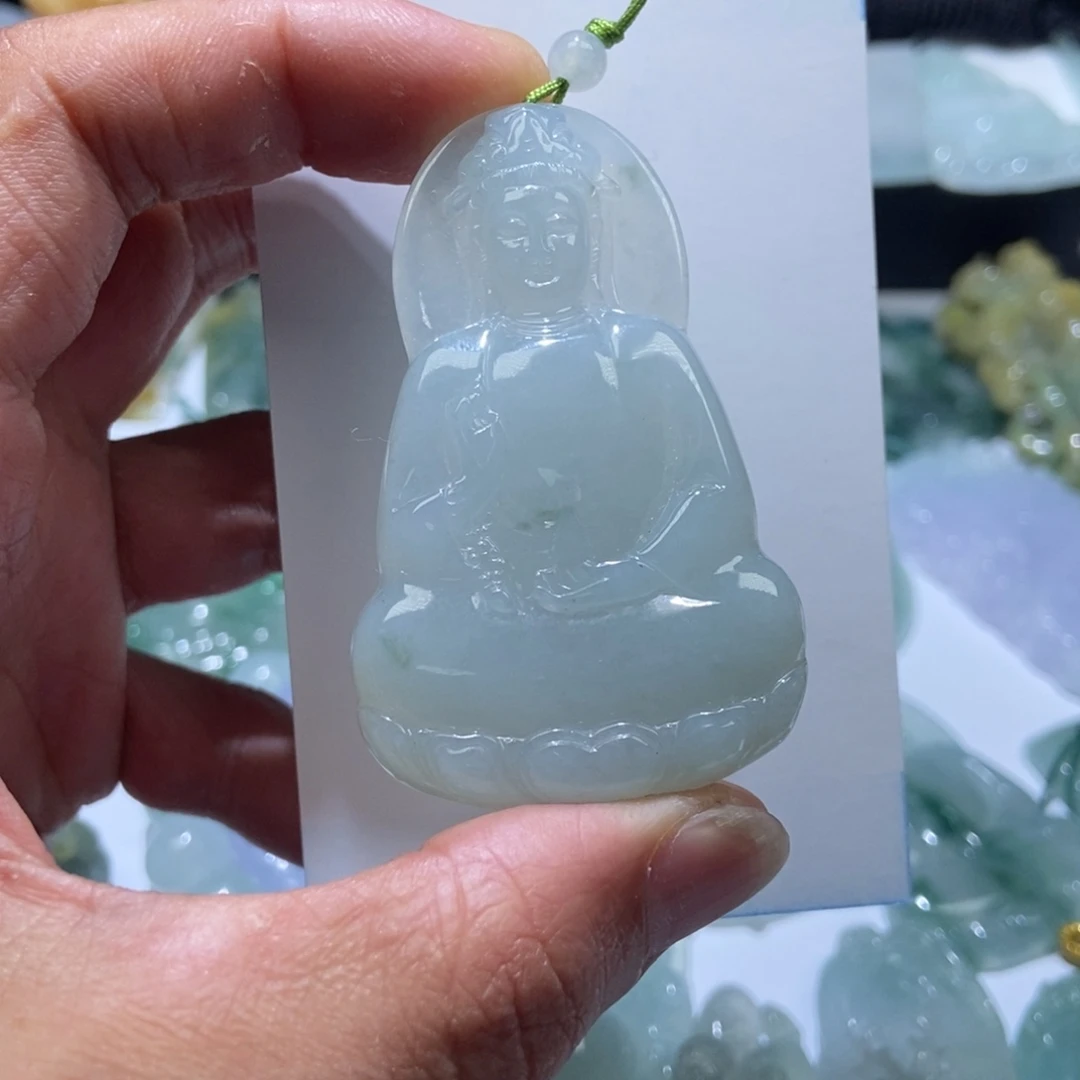 定制翡翠未镶嵌素衣观音