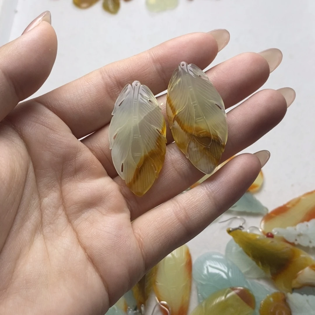 未镶嵌蛇纹石玉耳饰/颈饰