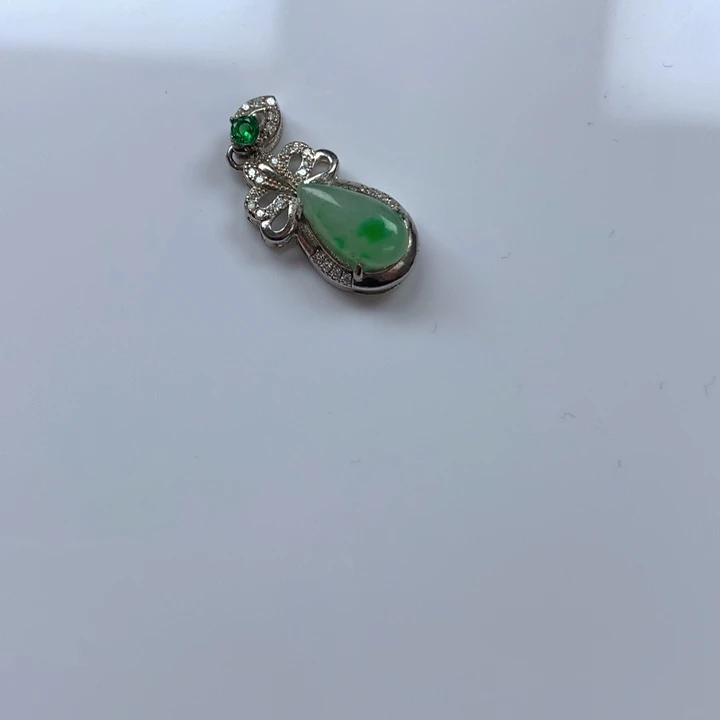 翡翠合金颈饰1111
