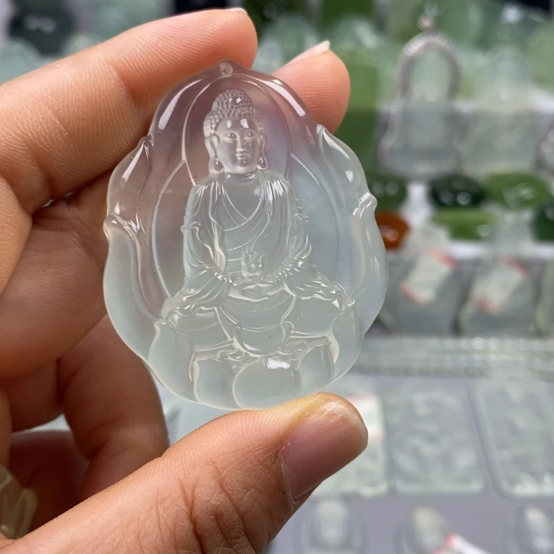 蛇纹石玉未镶嵌颈饰六**风