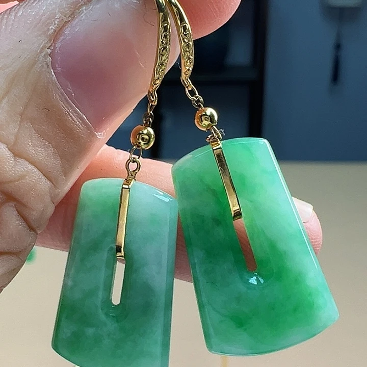 翡翠耳饰18K金镶嵌耳饰