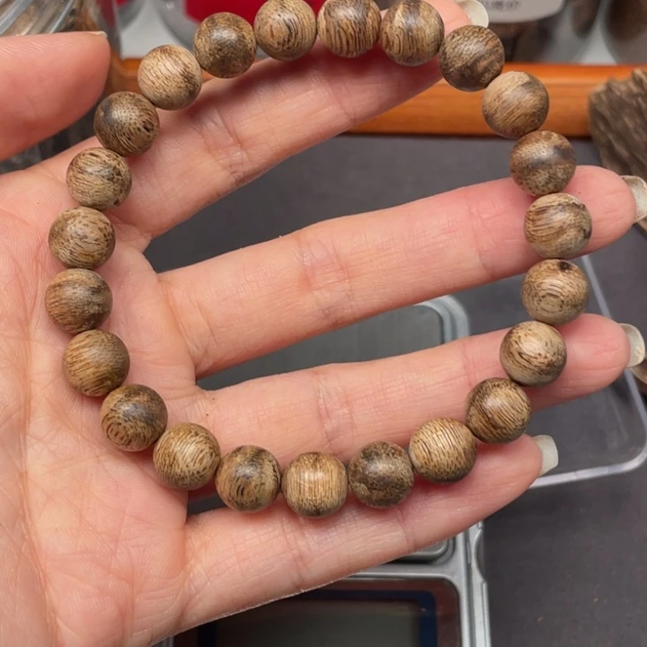 沉香碎屑沉香魔***一菩萨琪0.9cm 单圈 6.7g